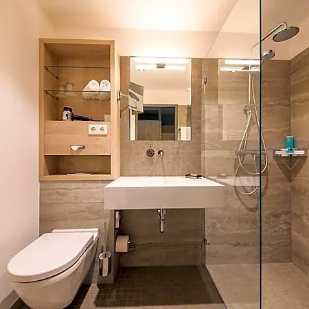 Michels Inselhotel Vier Jahreszeiten ホテル 3*