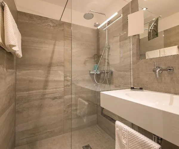 Michels Inselhotel Vier Jahreszeiten Отель Нордерней