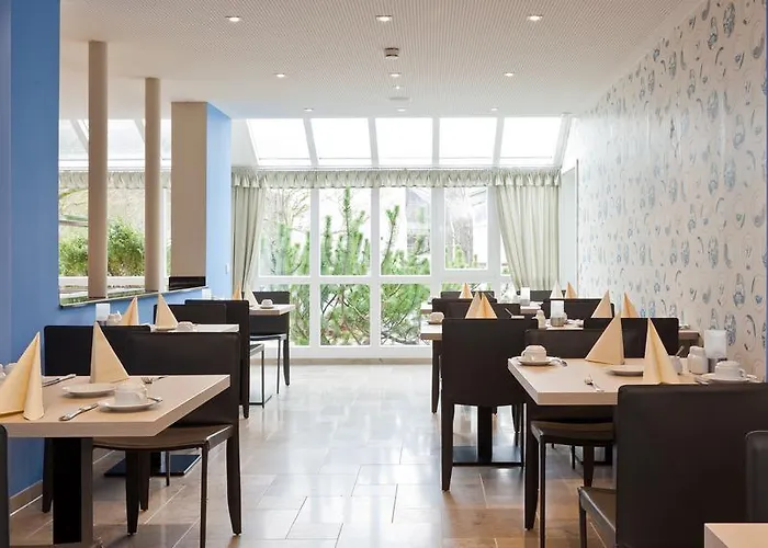 Отель Michels Inselhotel Vier Jahreszeiten