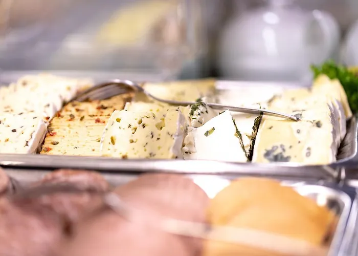 Отель Michels Inselhotel Vier Jahreszeiten 3*